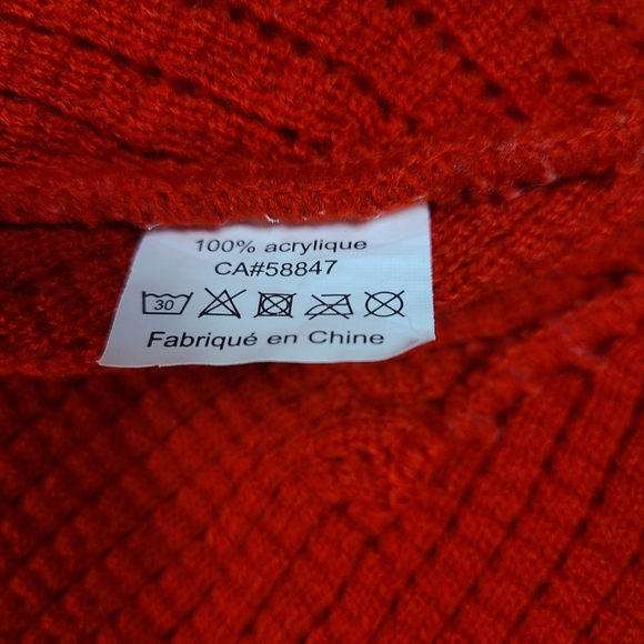 Carling Black Label Unisex Red Knit Winter Hat Beanie - Picture 10 of 10